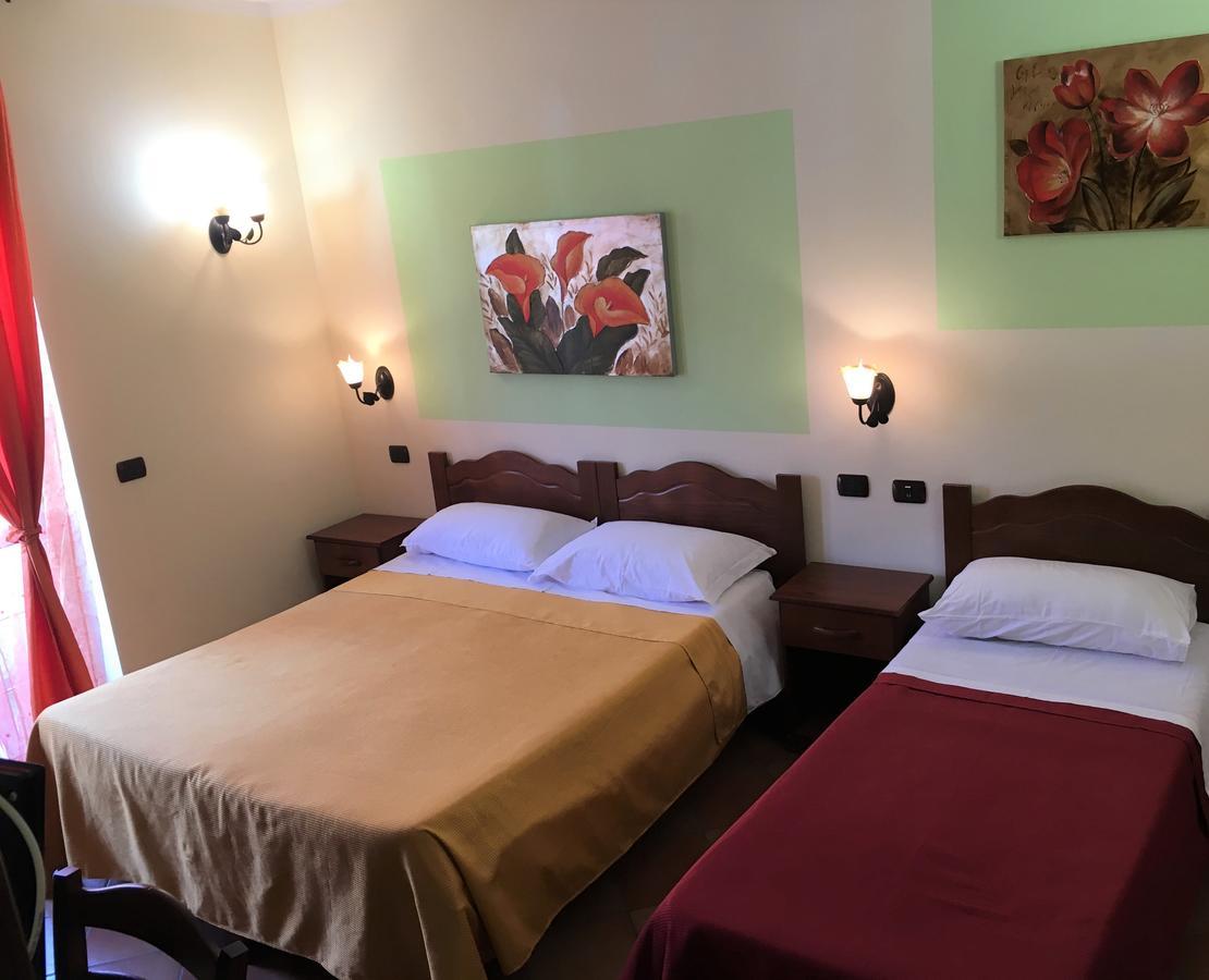Il Melograno Hotel Nicotera Kültér fotó